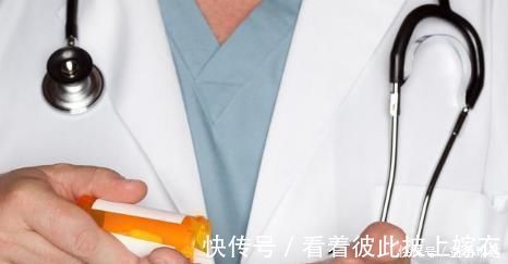 尿酸|尿酸高引起痛风,高尿酸是否需要服药呢?来看看医生怎么说