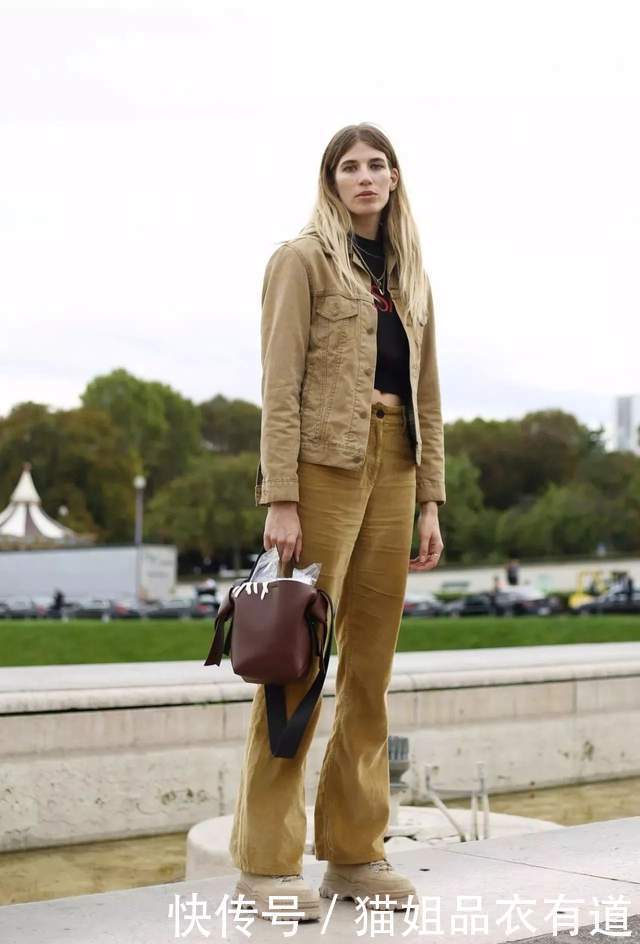 阔腿裤|立冬又怎样,穿上这条灯芯绒长裤,你都想不到自己有多潮
