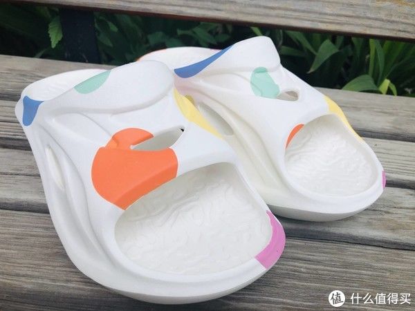 ev生活好物 篇二：咕咚运动舒缓拖鞋太适合运动后穿了，穿上，整个身心得到放松