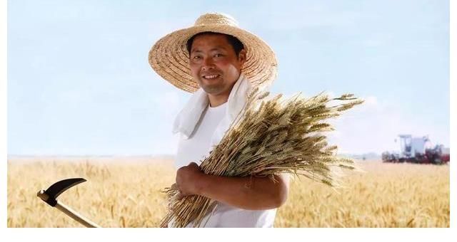 出场费比肩白岩松,被央媒怒批的徐勤根,何许人也?