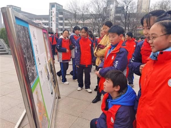  亳州|亳州十八中美术作品展让学生大饱眼福