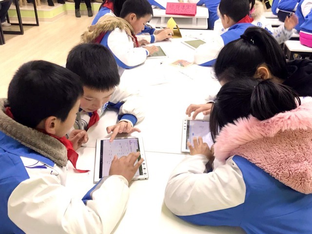 父母|小学生“倒数第一”试卷火了,看完回答后,感觉孩子名次名副其实