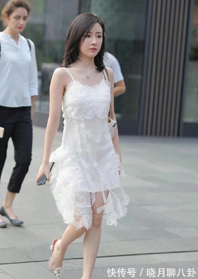 裤摆 打底裤拥有气质与优雅气质,适合自己最重要,穿出舒适随意