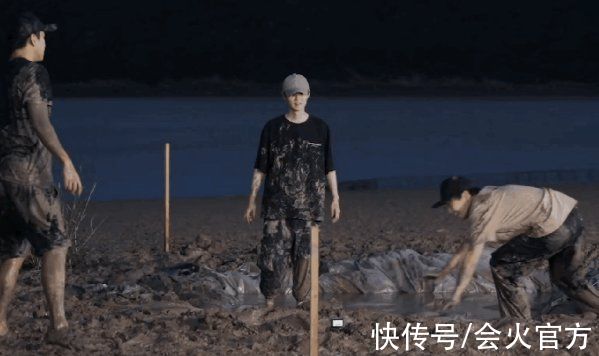 在鹿晗頭上“動刀子”，帶嘉賓荒島生存，這節目也太敢拍了