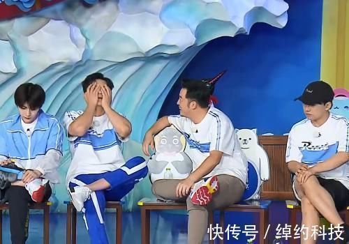 规则|《奔跑吧》为baby改变规则，别人都被关起来，她却获VIP席位