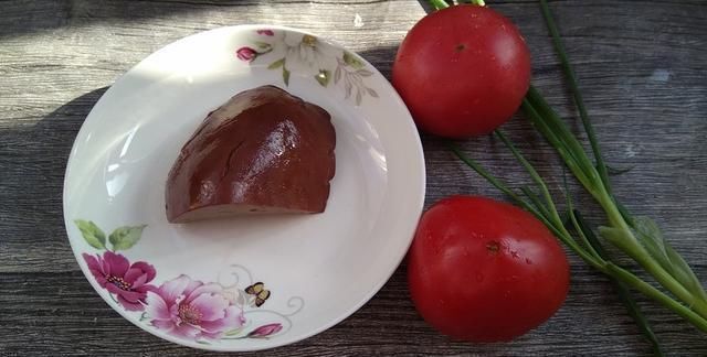 猪肝|“它”对眼睛特别好，吃一次，抵得上吃2斤枸杞，家家户户吃得起