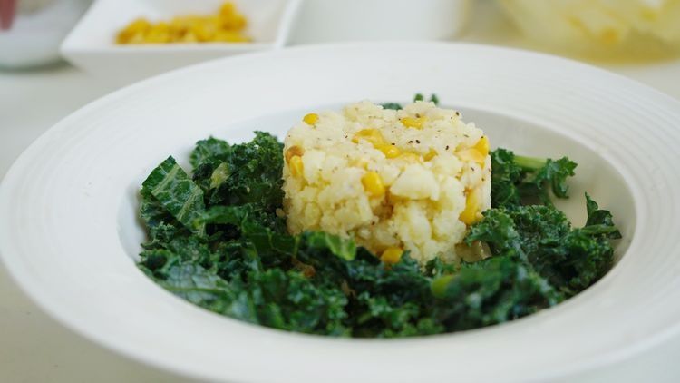 减肥也不是只能吃菜，试试这款沙拉，搭配均衡还饱腹