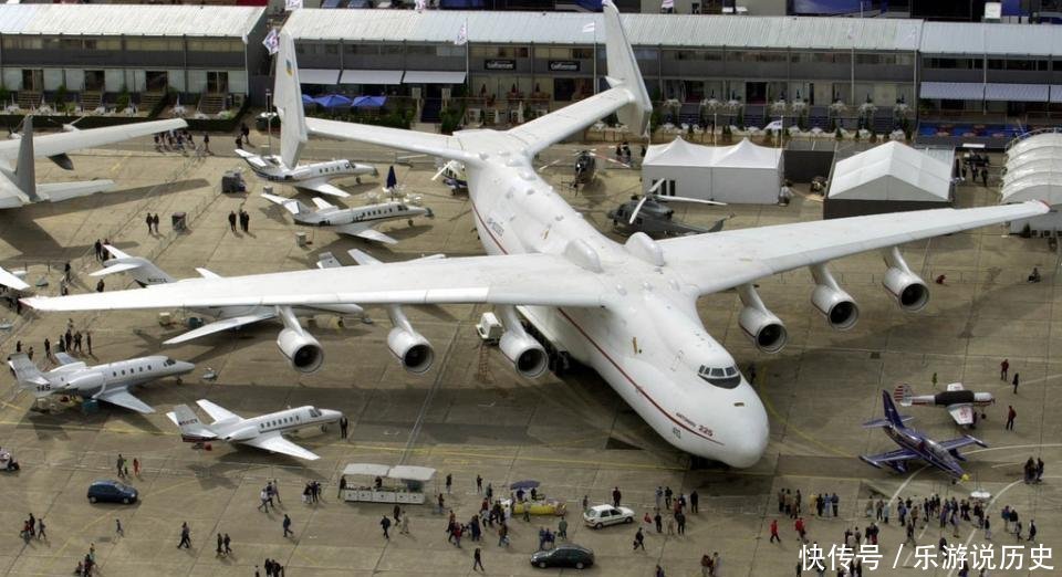 没有对比就没有伤害, 这些飞行巨无霸竟这么大! ! !