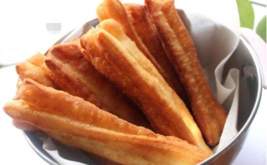 学会这样炸油条,你就可以开店了,外酥里嫩,太好吃
