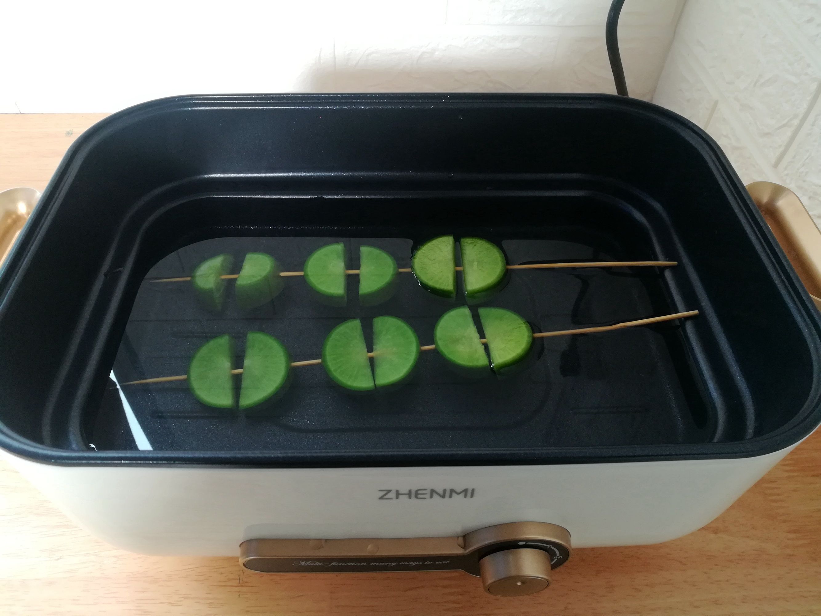 一个人的晚餐，10分钟上桌，比外卖强，网友：手里的饭不香了