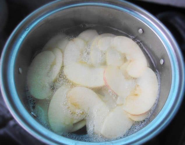 苹果|苹果和此物一起炖，每天一碗，暖胃养胃，养心安神，一觉睡到天亮