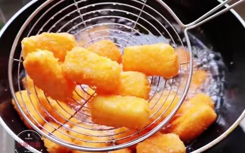 牛奶别总直接喝，教你这种做法，香醇可口，孩子吃一个星期都不腻