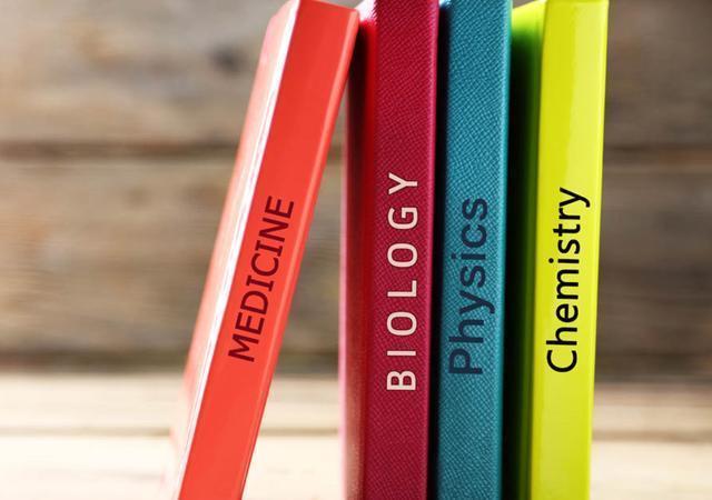 爸爸|爸爸姓“操”,妈妈不同意孩子跟爸爸姓,爷爷取的名全家一致赞成