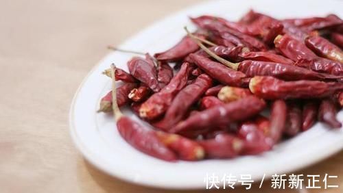 苦丁茶|天然“降压药”就在身边，早晚喝一杯，扩张血管，血压“乖乖”降