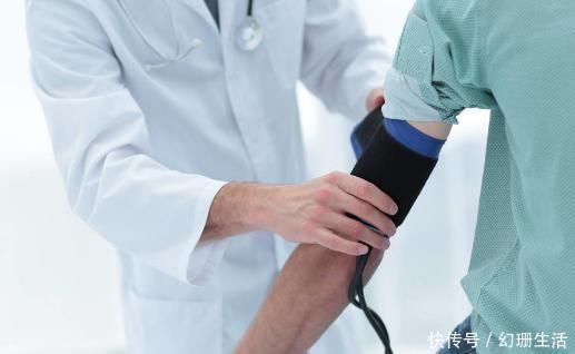 高血压患者有以下5种行为,可能是中风的”预兆“,勿忽视