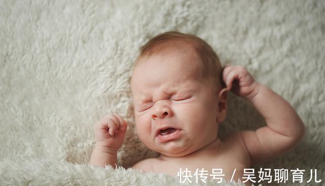 油腻食物|宝宝的健康问题会首先反应在这个地方,80%的妈妈都忽略了!