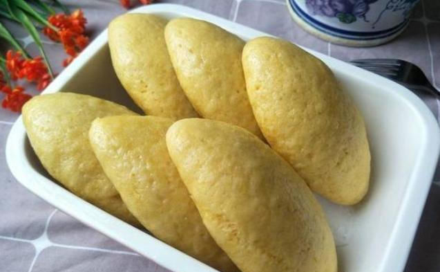 好吃|粗粮不好吃试试玉米面的新吃法,酥软适中,柔软劲道比馒头好