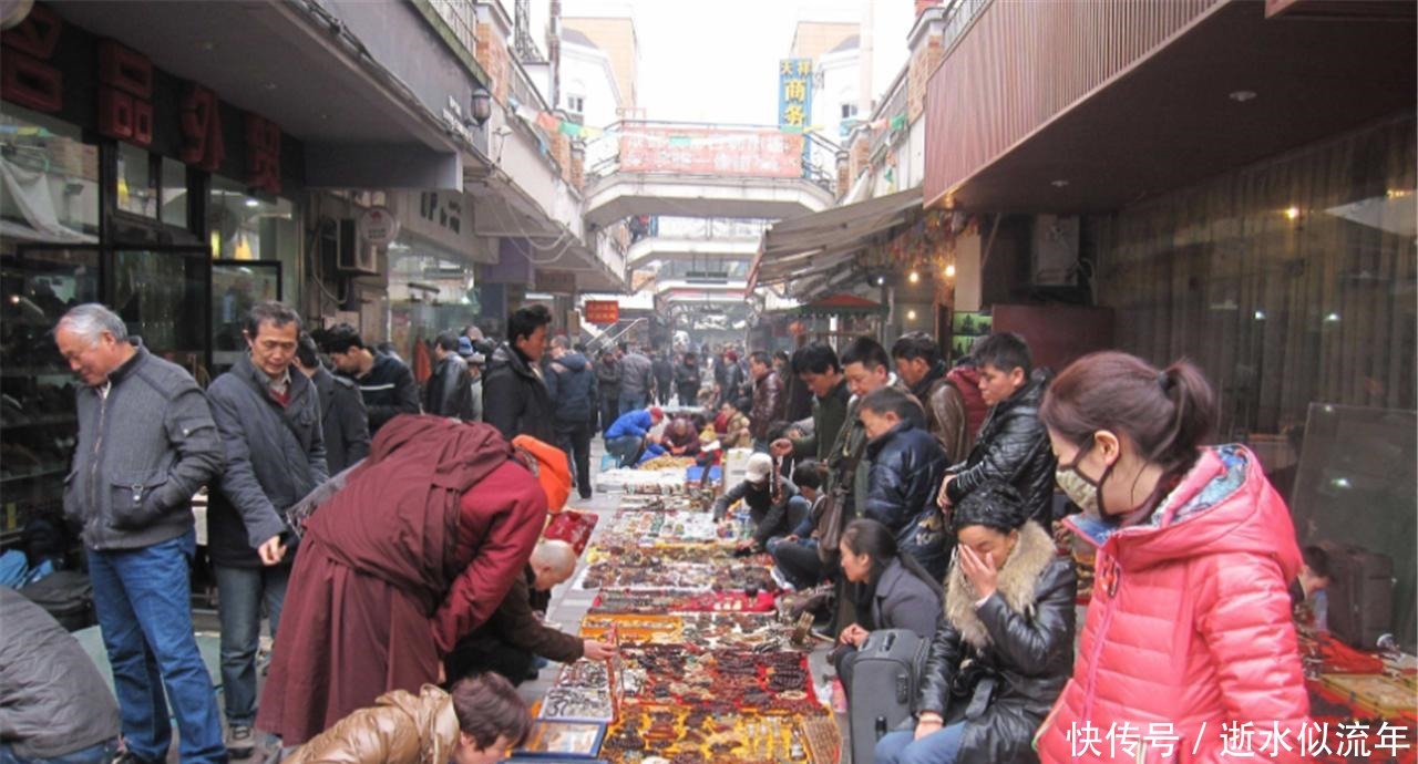 市场|古玩市场不但能捡漏, 还能碰到这么多奇葩搞笑的假古董!