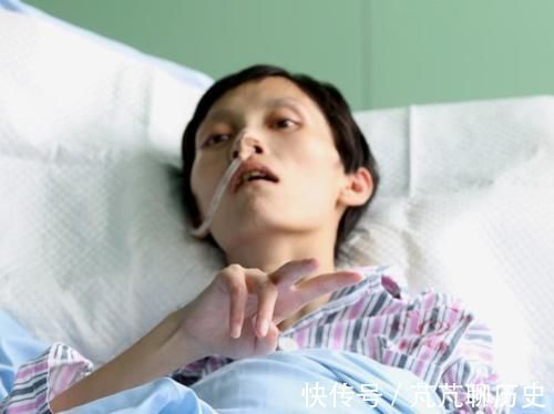 子宫颈癌|27岁女子,经血不断,查出宫颈癌,病床上痛哭:是我的报应