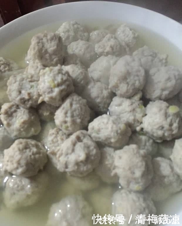青菜|做丸子时，要记住这一步，丸子才不会散！