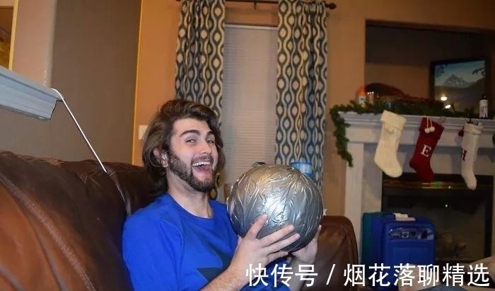 糖果包|来啊相互伤害啊，礼物包装成这样，一看就不是啥正经礼物