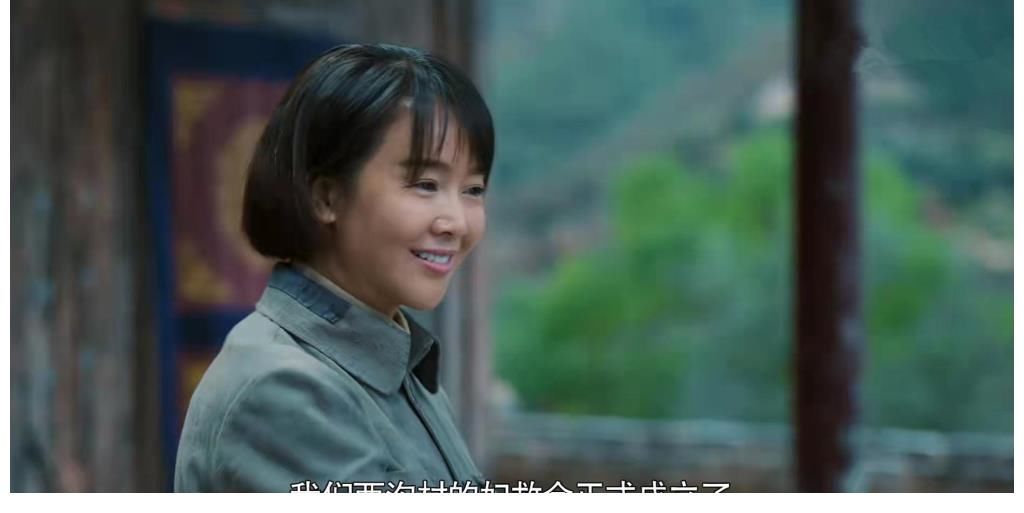 《功勋》里的左小青积极投身妇女事业,比在浪姐2舞台上飒太多了