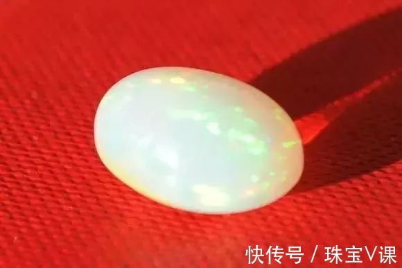 水晶 宝石界的升值黑马，新晋贵妇