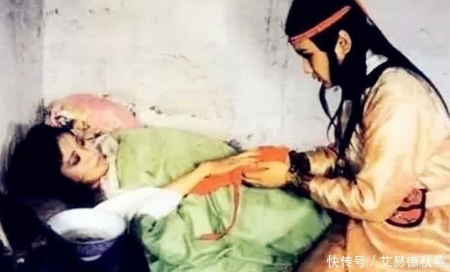 大张旗#红楼梦:晴雯被撵时,贾母为何见死不救?其实她是在忌惮这个人