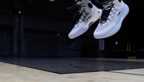 WEN鞋评-实战｜近些年实战鞋的天花板！它就是没有短板的顶级旗舰