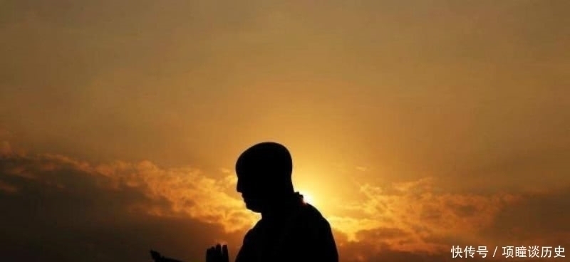 鬼神|李商隐最具有讽刺性的一首诗,短短的28字,读来令人拍案叫绝!