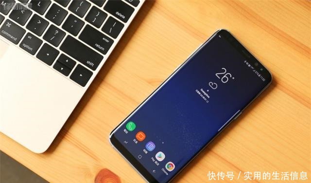 手机|三星开始让步，2K曲面屏旗舰降价3200，价格比红米还便宜