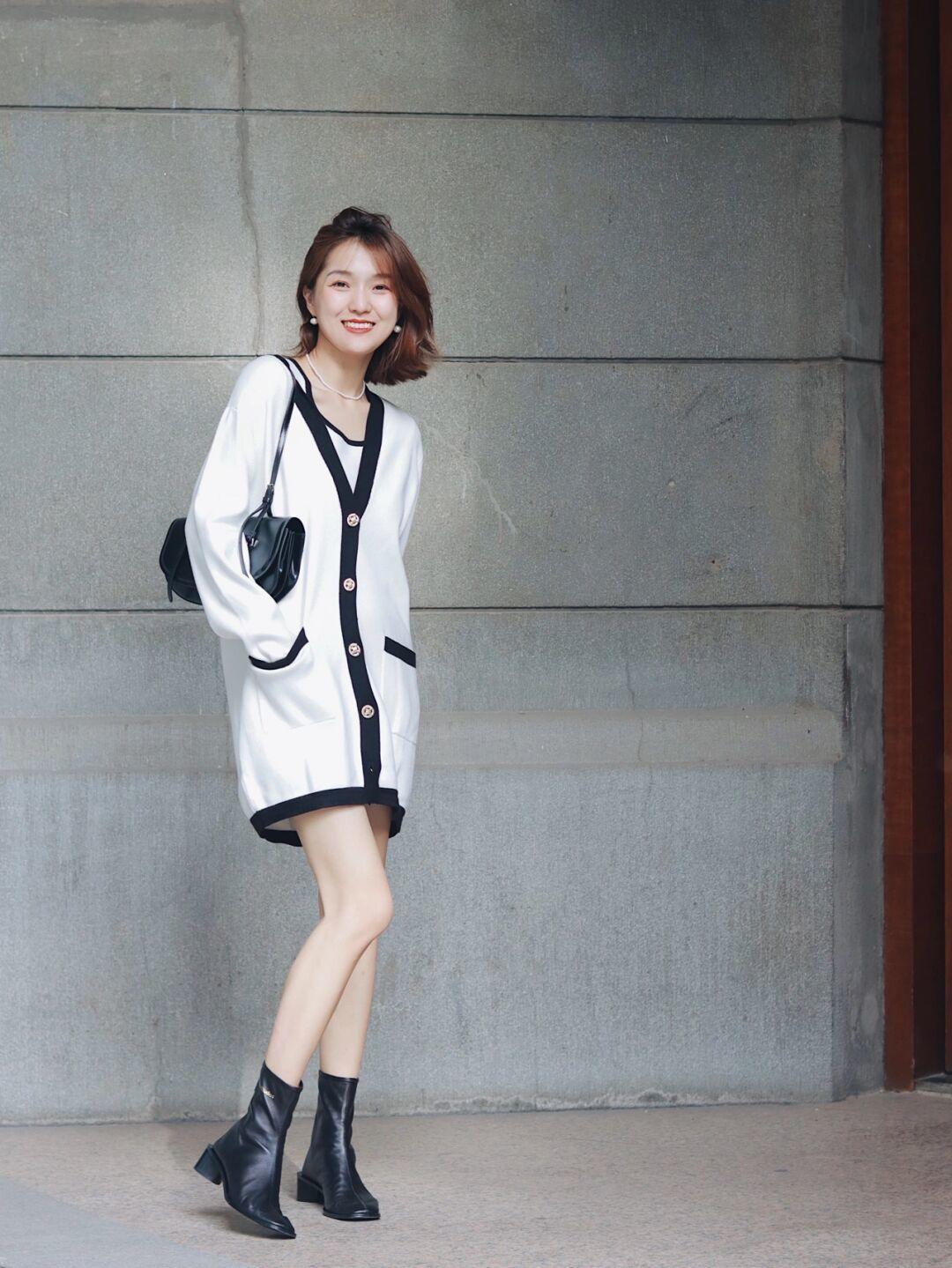 博主|早秋穿搭值得,针织衫搭配半身裙或牛仔裤,轻松穿出名媛气质