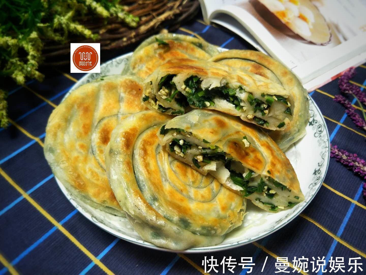 厨路|这样的韭菜盒子很少见,一抻一卷,皮薄馅大,层层酥脆,做法简单