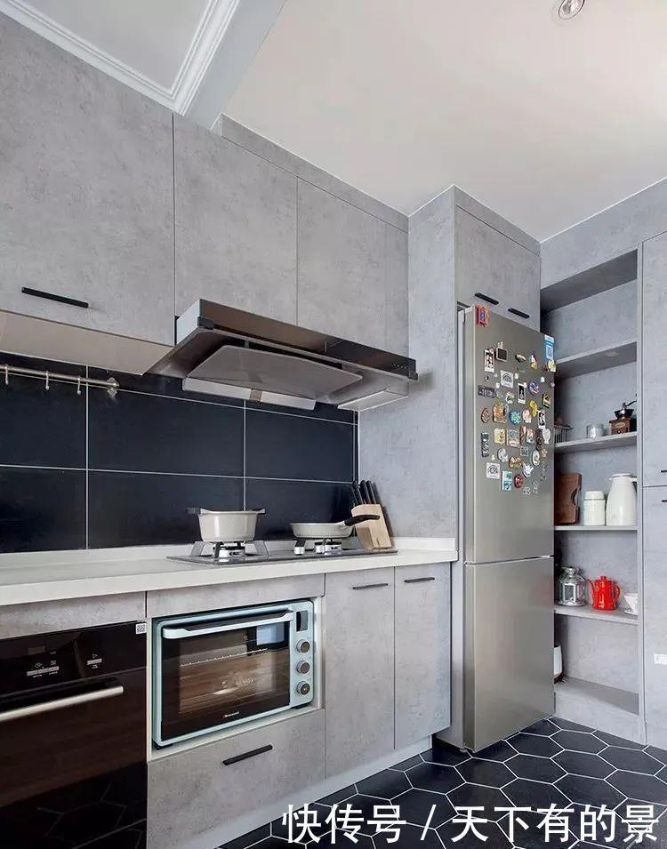 烤箱|厨房太小不够用？橱柜照着这样装，收纳功能翻倍！太实用了
