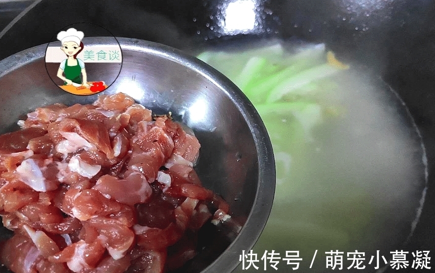 泡软|入秋后,喝鸡汤骨头汤,倒不如喝它,鲜甜营养又便宜,人人吃得起