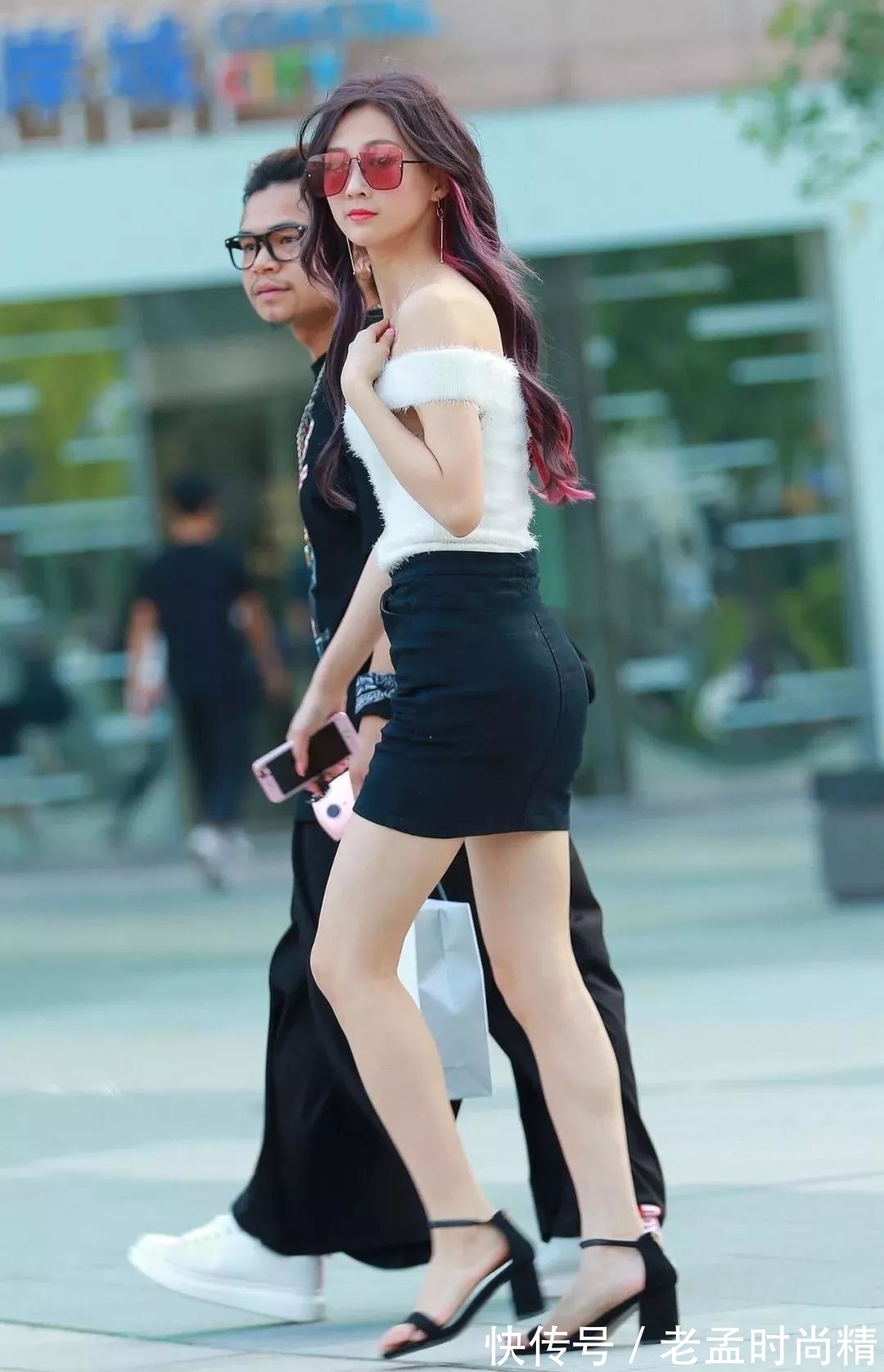 路人|街拍路人,尽显时尚气息的穿搭参考,让你变得潮气逼人