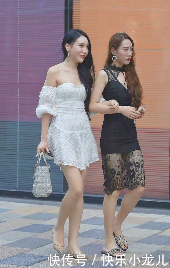 长裙|一黑一白蕾丝拼接长裙,别致又亮眼