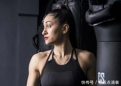 健身|身材是女人的第二张脸,微胖女神诠释气质美,靠健身维护好身材