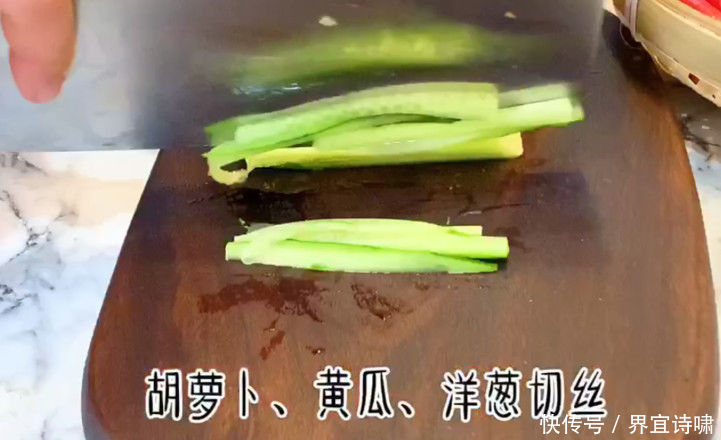 小石|猪身上有这一“宝”,大多人不会做,很多都当垃圾丢,太可惜了