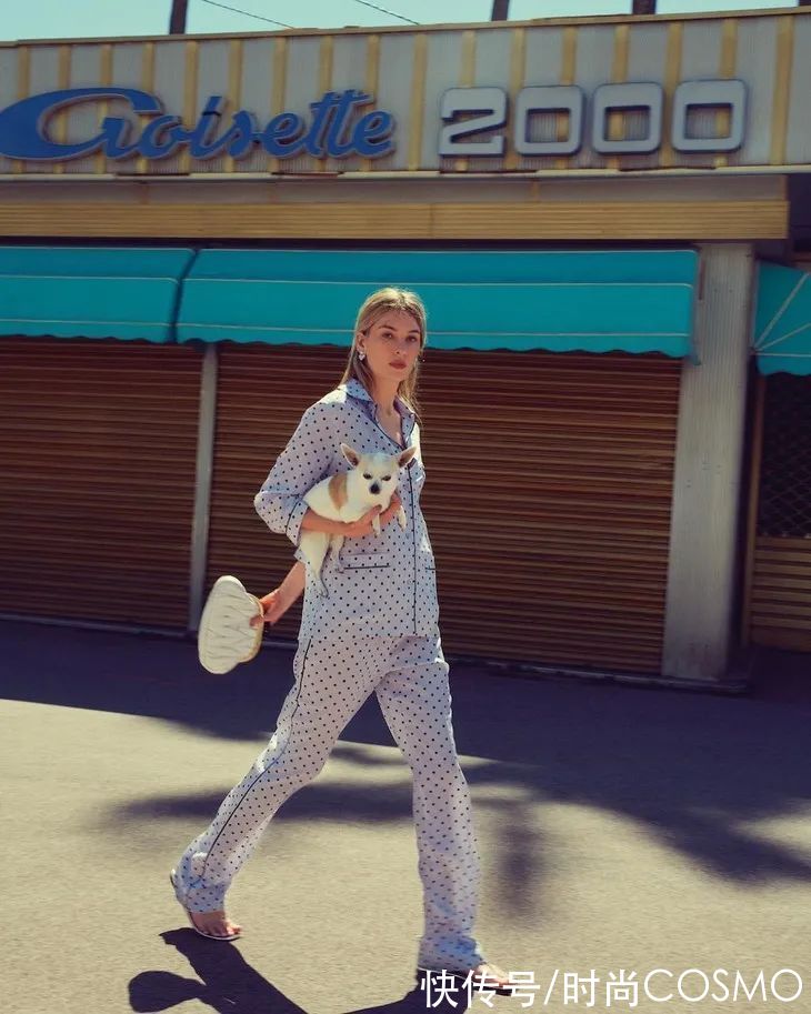 s这么大规模的撞衫，好久不见