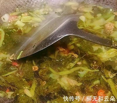 最适合在家吃的雪菜黄鱼，美味又健康！