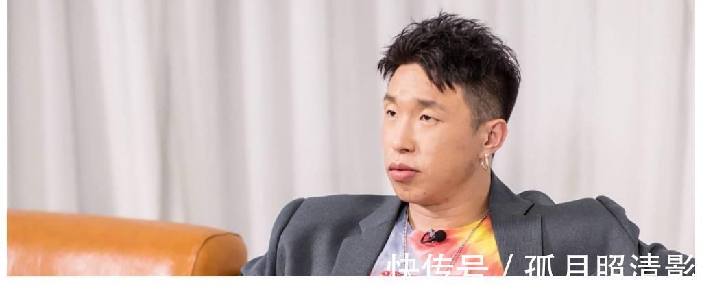 燒餅參加新綜藝，以拳手的身份閃亮登場(chǎng)，粉絲們可擔(dān)心壞了