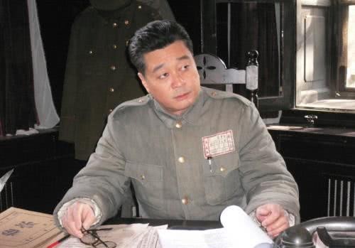 抗日|解放战争抗日名将起义,为何又成战犯被关11年?死后17年才被认可