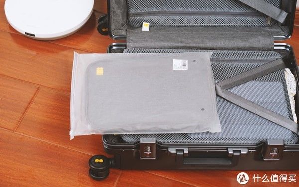 地平线|君的生活日志 篇五十五：旅行的好伙伴，地平线8号登机箱，好推又时尚！