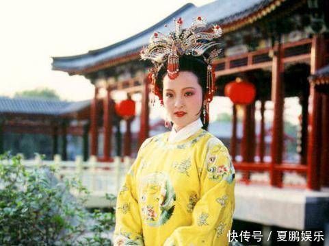 贾元春|大观园选房，林黛玉为何选3间小房答案在皇宫传出的一道圣谕里