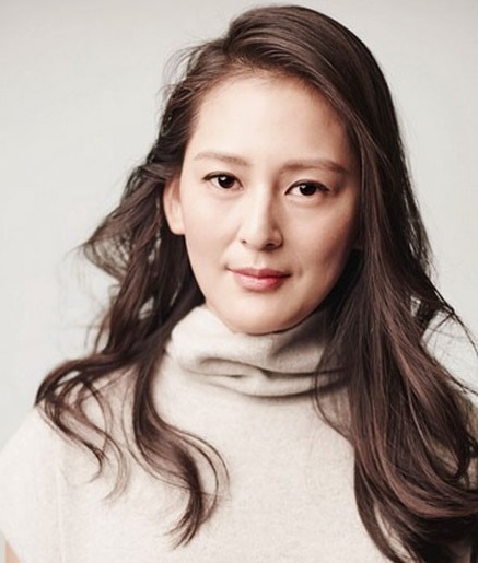 节目上做“情感专家”的黄澜，私下却和丈夫离婚，网友：太可笑