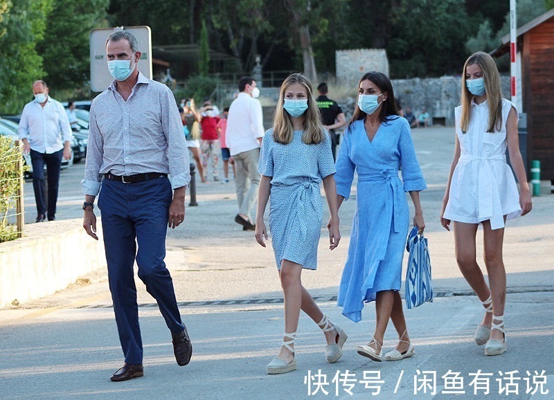 高级感|西班牙王后一家出游,母女三人硬把基础款穿出高级感,简单却上照