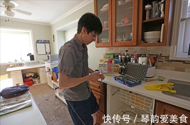 石材|越来越多的人厨房不装“橱柜”了,厨房应该这样装,比橱柜好用