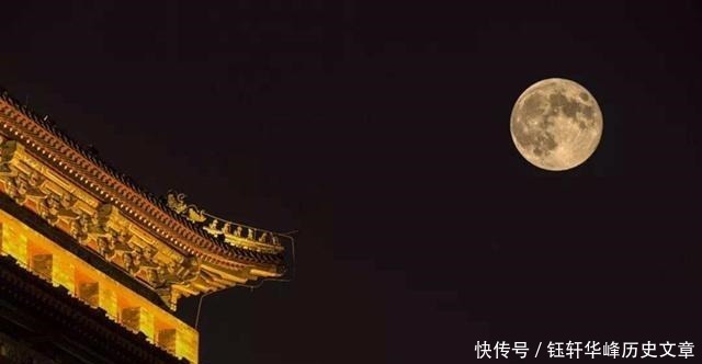 名作|张九龄深夜望月,写下一首传世名作,让月亮寄托了思念,千古流传