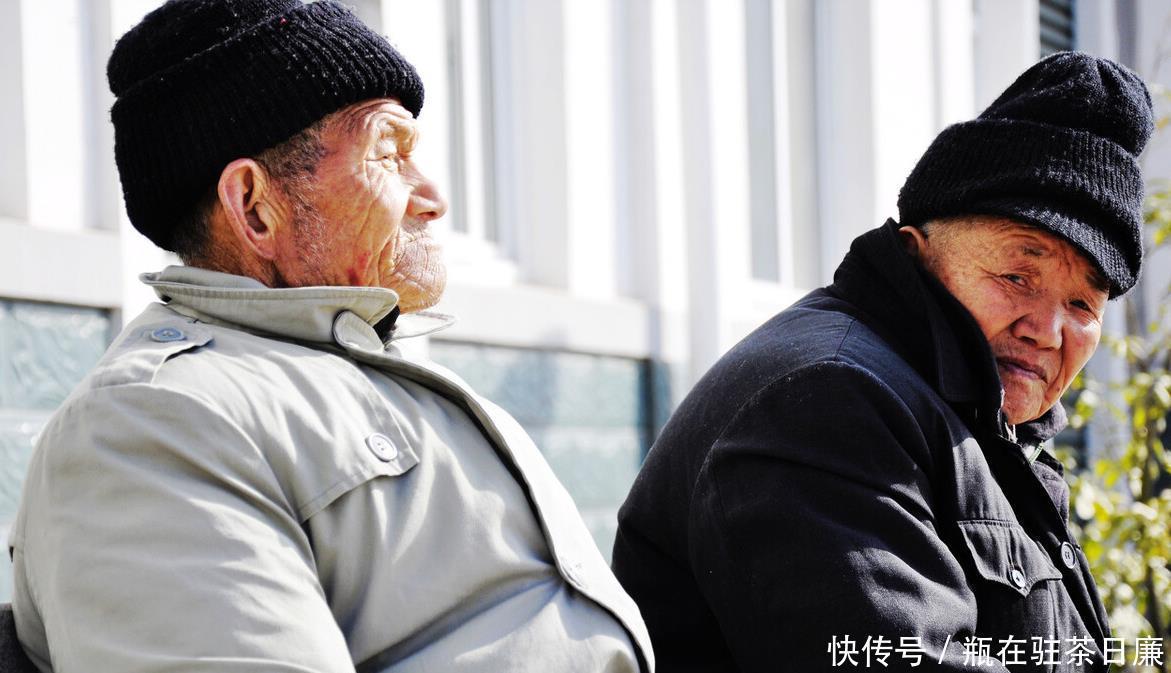 世卫组织呼吁停止食用，比油盐还伤关节，提醒父母尽早撤下餐桌